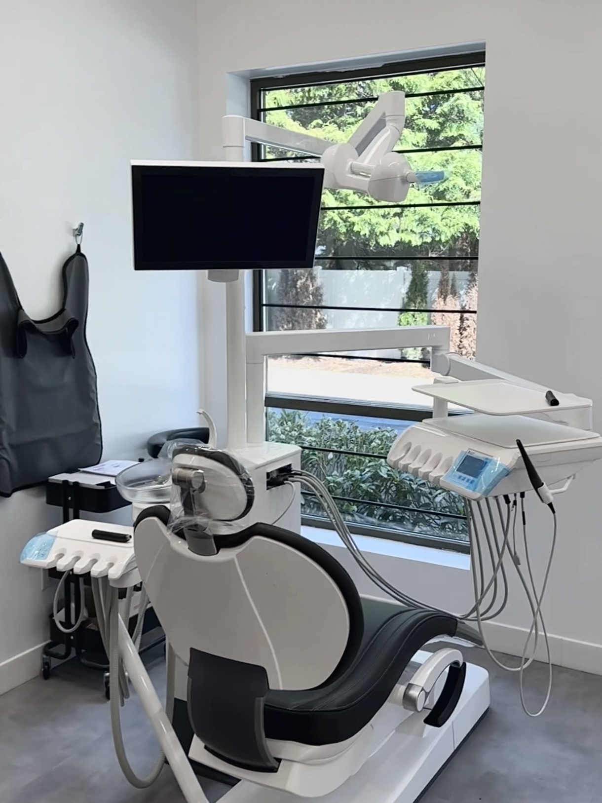 Inside the Green Apple Dental Fleetwood clinic