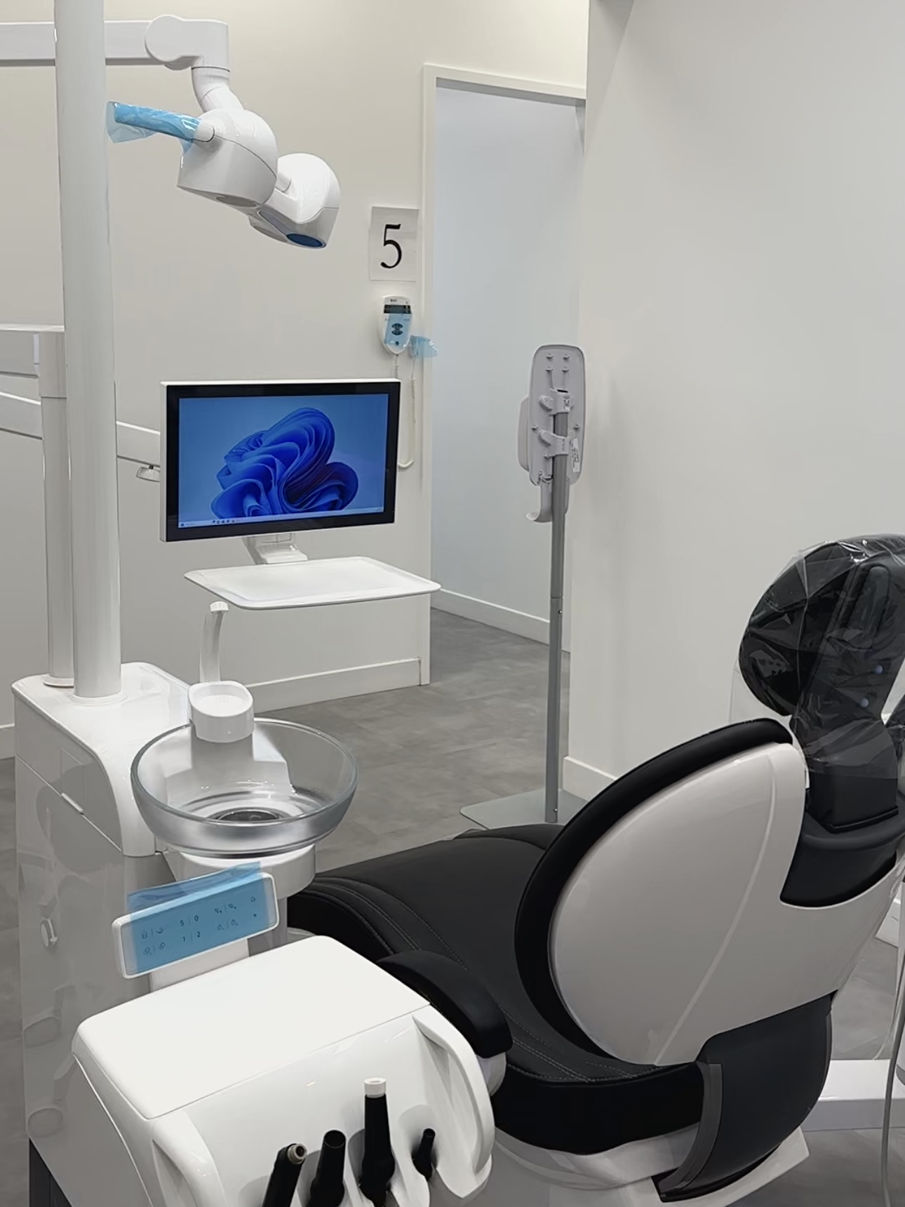 Inside the Green Apple Dental Fleetwood clinic
